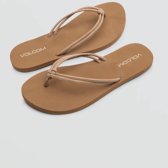 Women's Volcom Forever and Ever II Flip flops Sandals Tan size 7 - Picture 1 of 9
